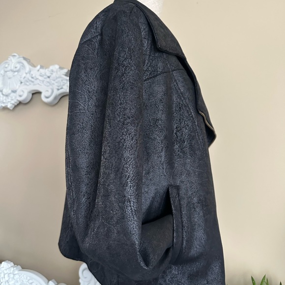 Frye & Co, Women's Black Faux Leather Moto Jacket Size Large - Picture 6 of 8